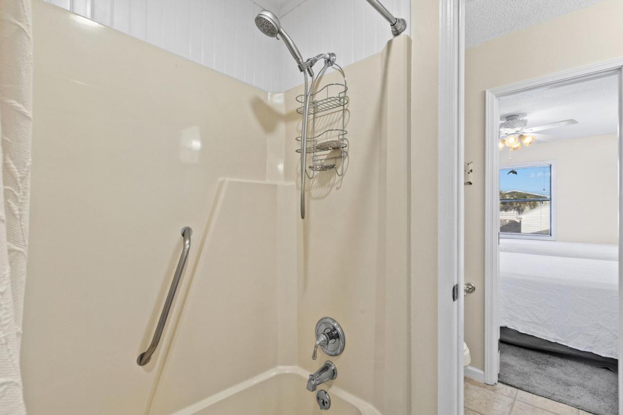 The Shores Pointe Panama Unit F Holiday home Panama City Beach